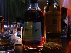 -TZ House音乐现场(来福士中心店)