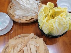 -牧人巷子·大锅羊汤·暴走牛骨(大成路店)
