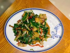 大蒜炒咸肉-庆余楼·用心与食材·特色菜&灶头面(仙蠡墩店)