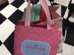 包装袋-4iNLOOK美瞳店(龙之梦购物中心虹口店)