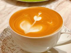 咖啡拿铁-théATRE 茶聚场(王府中環店)