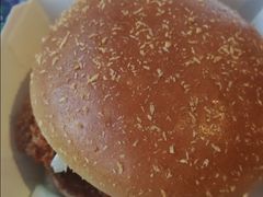 肯德基避风塘大虾鸡腿双层堡-肯德基(丽水万地店)