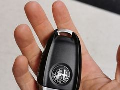 -上海保利玛莎拉蒂和阿尔法罗密欧(华翔路店)