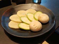 -铭牛烧肉·和牛海鲜自助(高新月牙湖店)