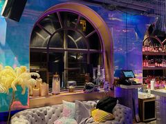 -Darling Queen·Mini·Live·House