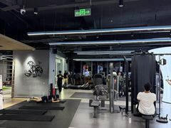 -超鹿运动(五四路恒力城店)