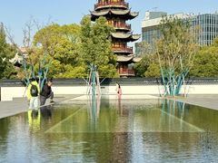 -龙华寺