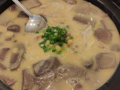 豆汤肥肠血旺-马旺子酒楼