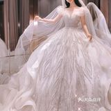 信阳婚纱礼服丨媛范十足的一字肩梦幻奢华款婚纱 