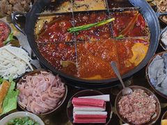 -正南齊北重庆老火锅(光华村直营店)
