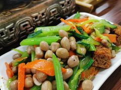 -小胡驴肉火烧 砂锅米线(义和庄店)