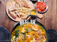 部队锅-MI WU FACTORY米屋美食工厂餐厅(绿地店)