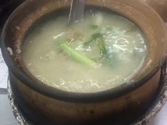 -长城砂煲田鸡粥