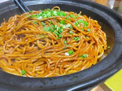肉汁焖面-太平小镇主题餐厅徽宴府