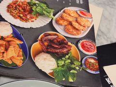 -Kub Kao Kub Pla (Terminal21)