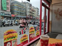 -塔斯汀中国汉堡(横岗志健广场店)