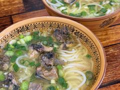 -正宗李家土鸡米线店
