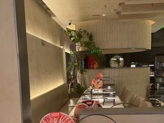 -左庭右院鲜牛肉火锅(金山万达店)