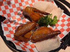 秘制脆皮乳鸽-避风塘(宝山万达店)