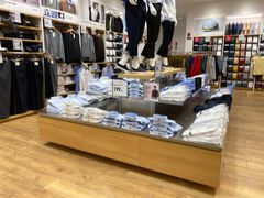 -优衣库(重庆万象城店)