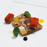 打卡300家米其林 | 坐拥远东第一江景的米其林一星餐厅