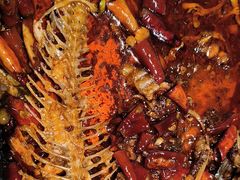 -鸣记脆皮烤鱼(岐山路店)