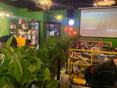 -川渝窈妹纸包鱼·齐齐哈尔烤肉