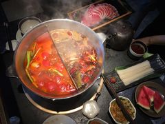 -湊湊火锅·茶憩(新中关购物中心店)