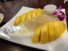 -Dang restaurant (patong phuket)