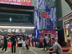 门面-八一好吃街·高品美食广场