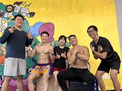 -岩顶健身(玄武店)