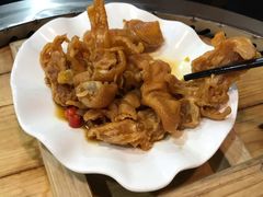 无骨风爪-三里屯土灶炖公鸡地锅鸡(江东店)