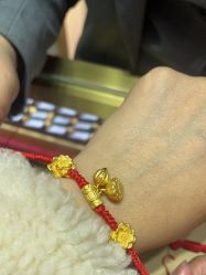 -万宝金楼(威海路店)