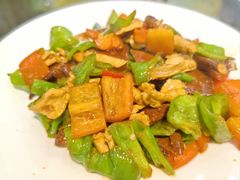 -缘来聚·徽菜名店(黄山宏村店)