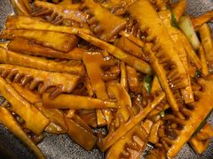 油焖嫩芽竹笋-中8楼风尚云南菜(颐堤港店)