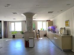 -月之旅·尊 高端月子会所(科馨别墅一店)