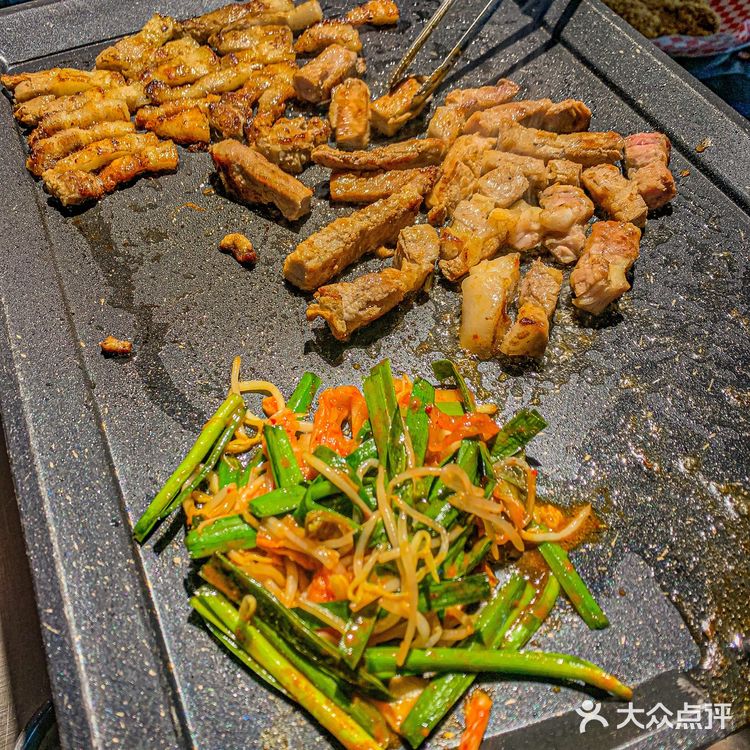 西安｜氛围感十足的首家黑猪韩式烤肉店🎀