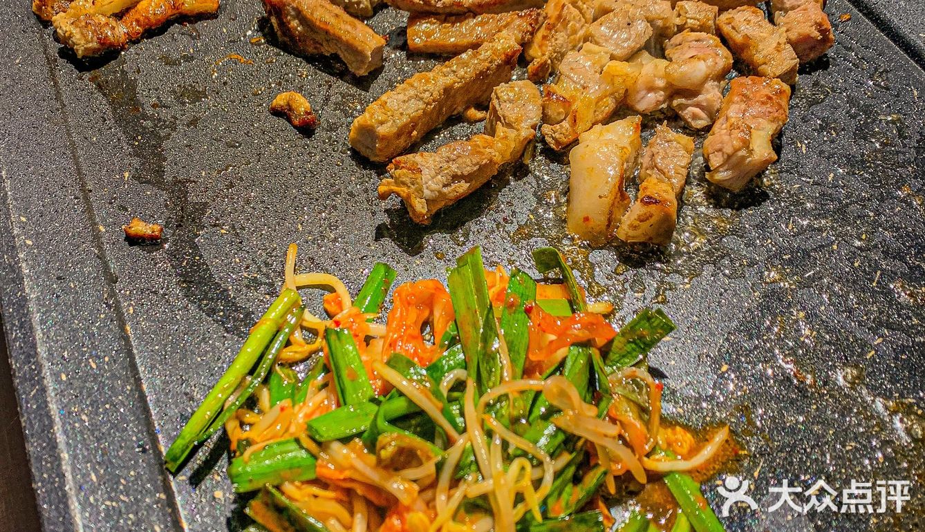 西安｜氛围感十足的首家黑猪韩式烤肉店🎀