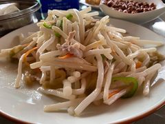 芦苇根炒肉丝-梦缘水乡·湖景餐厅