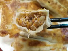 牛肉红萝卜锅贴-大眼锅贴水饺(河东店)