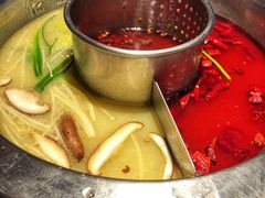 -佬土鹅肠火锅(解放路店)