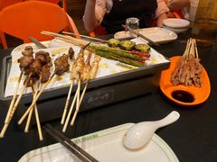 -威记烧嘢·南宁烧烤·超级生牛(绿地店)