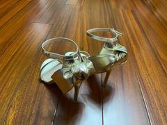 -STUART WEITZMAN(静安嘉里中心店)