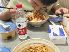 -梅溪·小伙子干挑面(安吉总店)