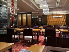 -上海西藏大厦万怡酒店Momo Cafe(徐汇店)