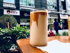 -Line 咖啡(石厦花园店)