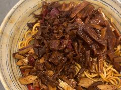 -梅溪·小伙子干挑面(安吉总店)