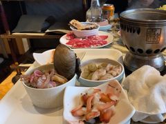 -雍和会海鲜姿造自助(湖东路店)