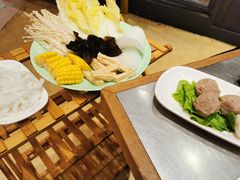 潮汕手打牛肉丸-潮界(LU·ONE凯德晶萃广场店)