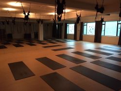 -无界瑜伽普拉提